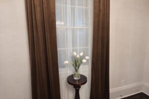 Tremeplace side window Tremeplace side window